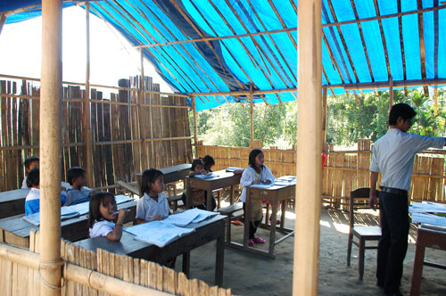 Cơ sở vật chất học tập kh&oacute; khăn